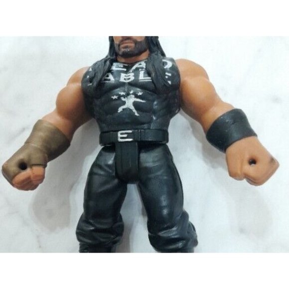 2021 Roman Reigns Bend And Bash Action Figure Tribal Chief - Picture 2 of 7